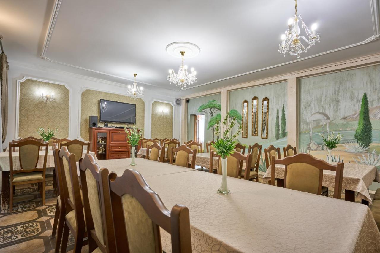 Tsaryna Sadyba Yablunytsya Exterior foto
